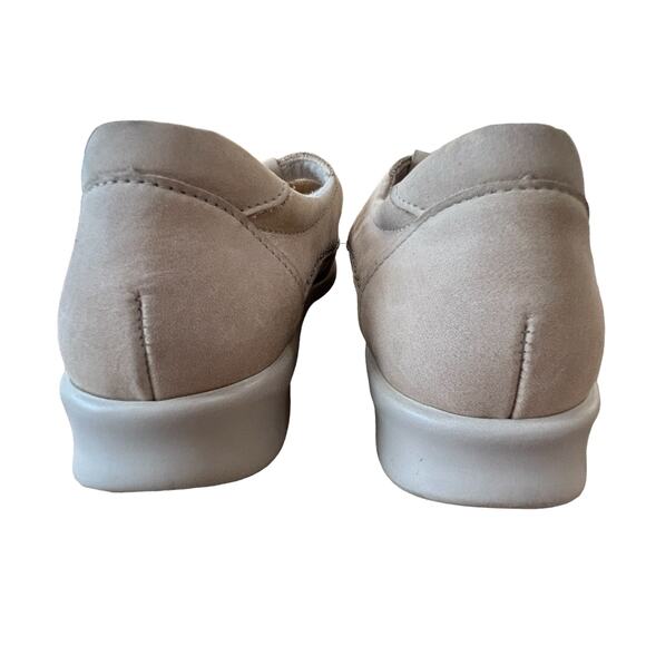 SAS Shoe Womens Size 7.5 Slim Cream Leather Roamer‎ Loafer Slip on Shoe Sandal - Picture 7 of 11